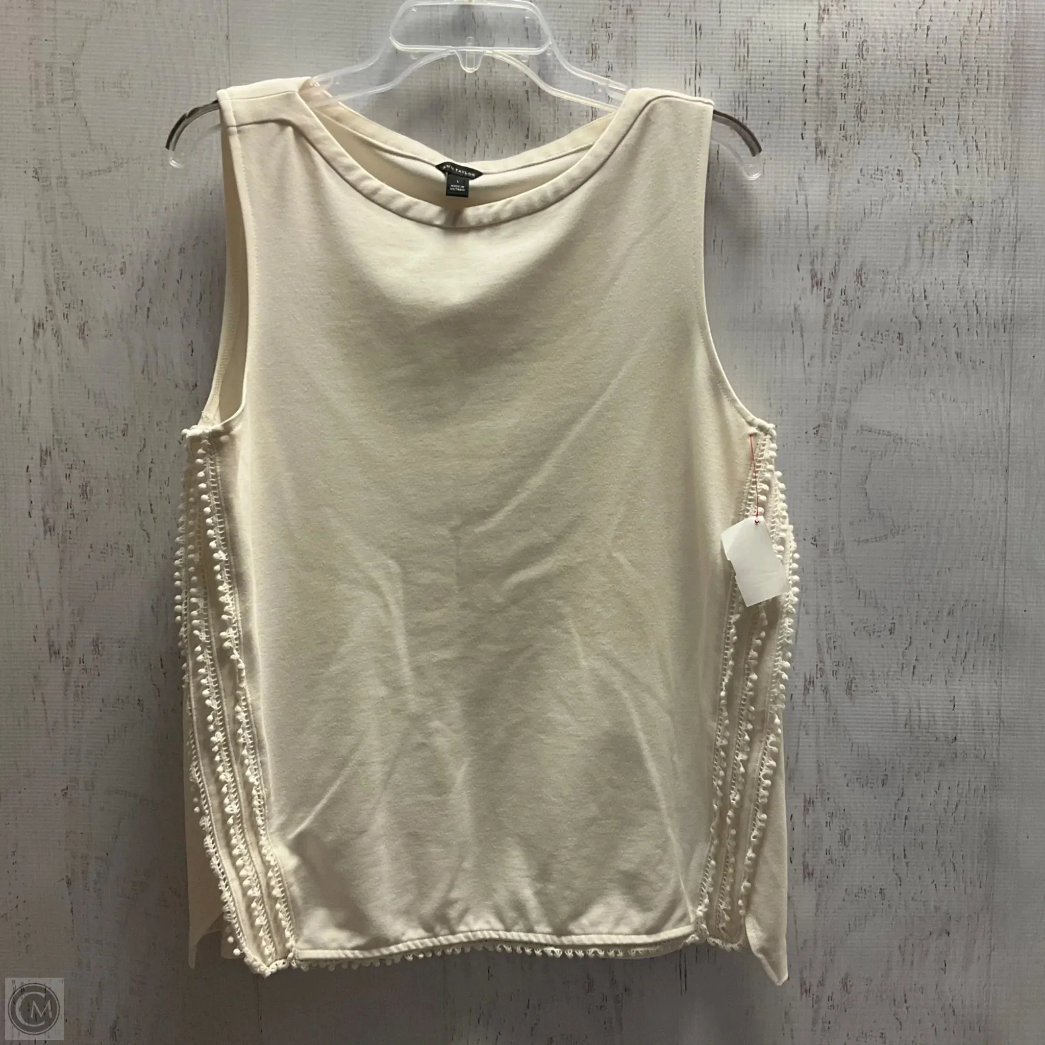 Blouse Sleeveless By Ann Taylor In White, Size: L
