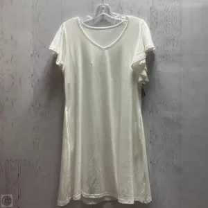 Dress Casual Short By Clothes Mentor In White, Size: M