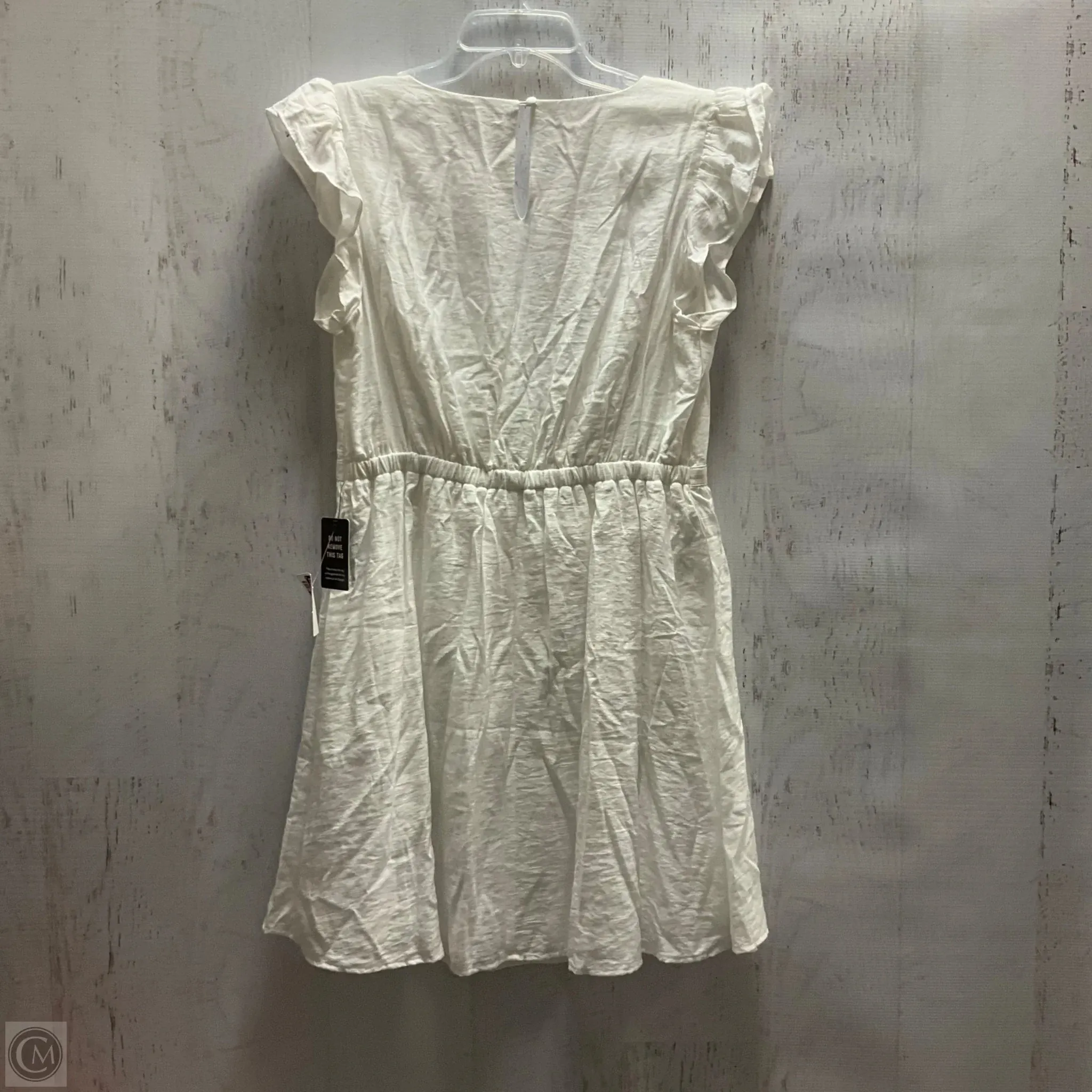 Dress Casual Short By Express In White, Size: M