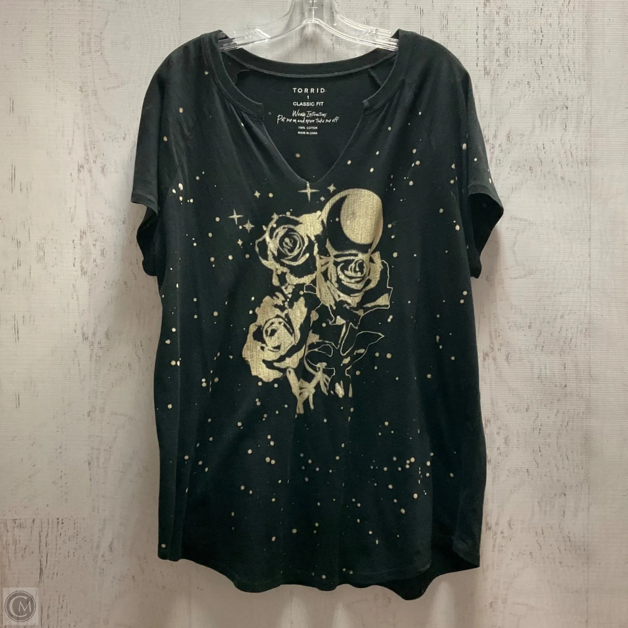 Top Short Sleeve By Torrid In Black, Size: 1x