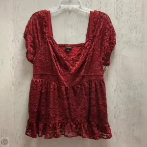 Top Short Sleeve By Torrid In Red, Size: M