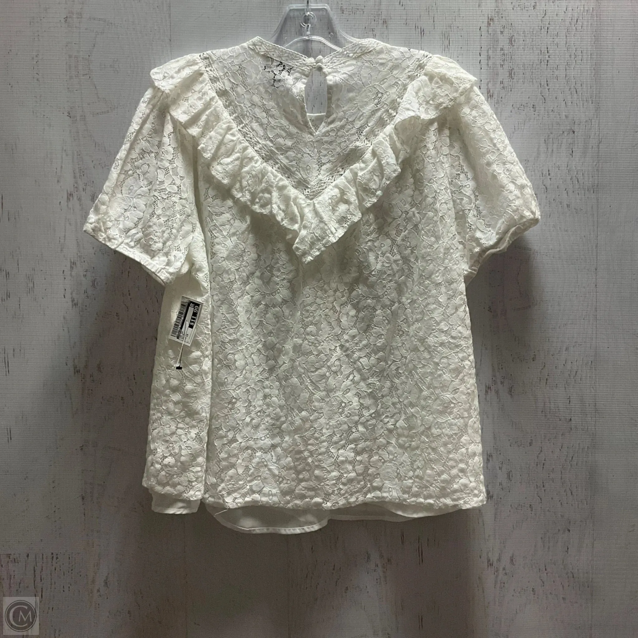 Top Short Sleeve By Torrid In White, Size: 1x